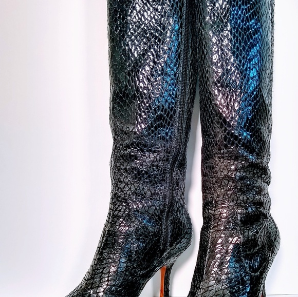 J.Renee black pleather snakeskin heeled boots - Picture 5 of 6